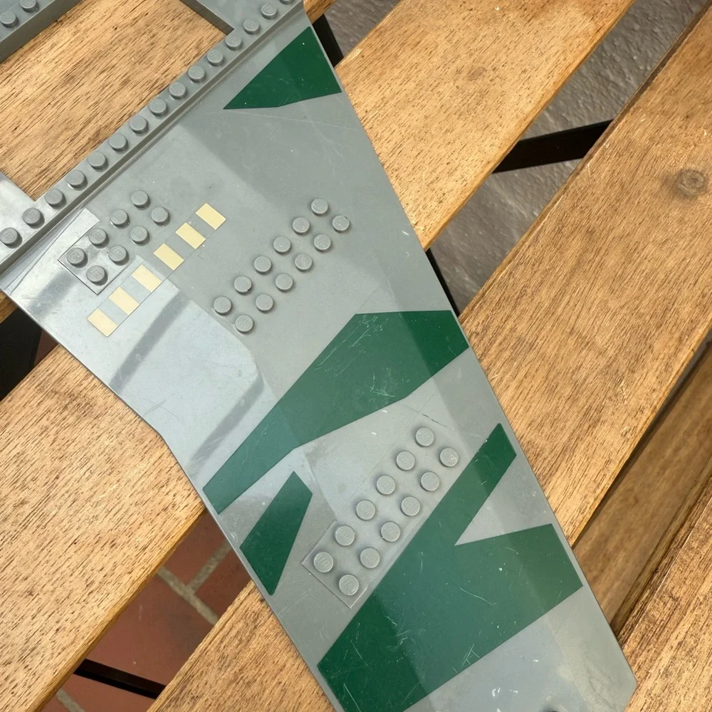 Lego Wing 56x20 (54093) 1-01 plane wings camo gray jet base